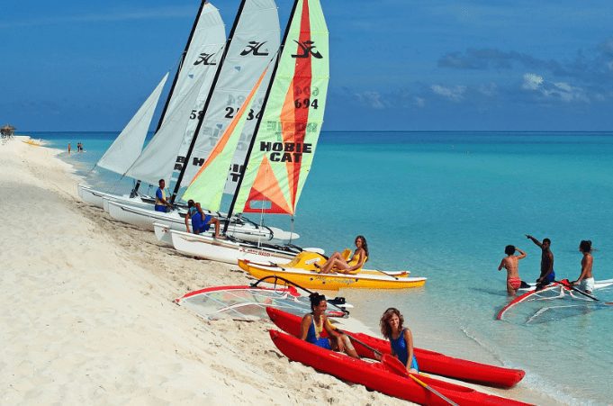 Trouwen op het strand van Cayo Santa María