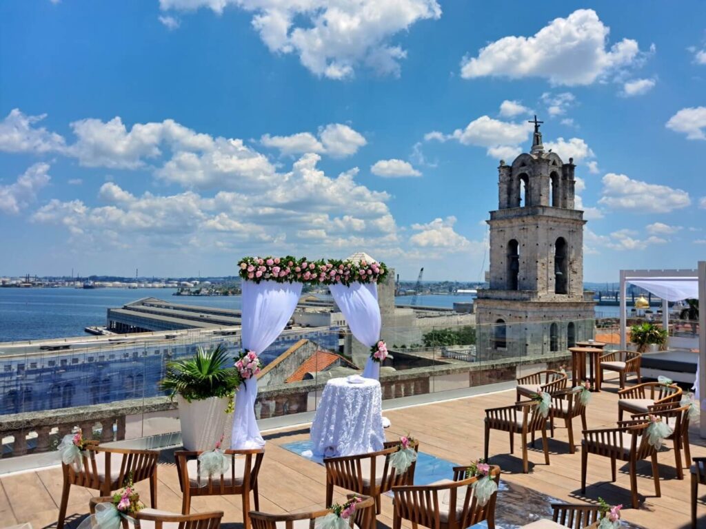 Cuban wedding decorations 